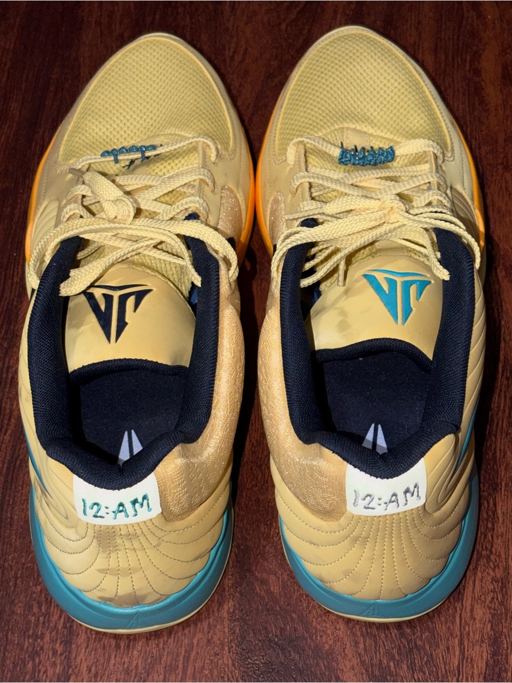 Nike size 16 - Picture 8 of 13